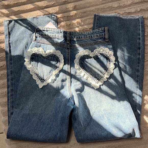 NWT Ashely Mason Heart Crochet Back Pockets Jeans 00/23 - Picture 6 of 9